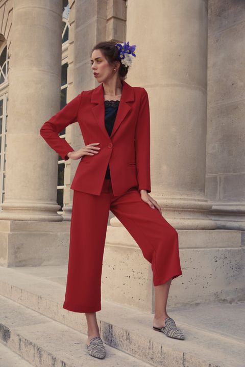 Red Suit Ganveri Red